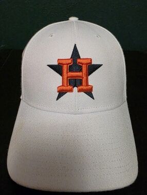 Astros White Hat